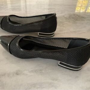 Jones New York Black Mesh Cap-Toe Ballet Flats